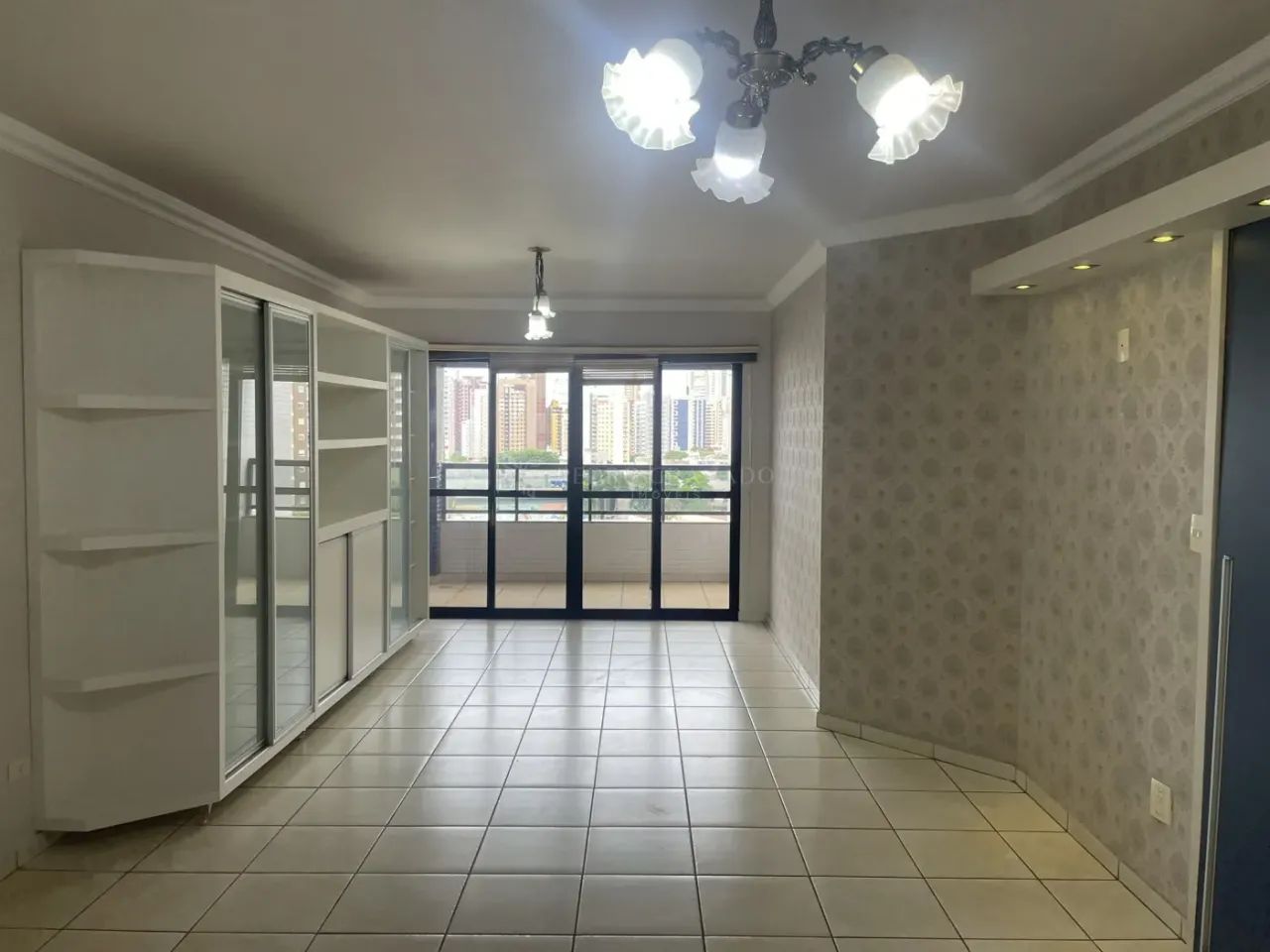 Apartamento 03 Dormitórios - Zona 01
