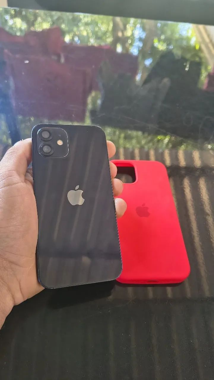 Vendo iphone 12 64 gb super conservado - Foto 2
