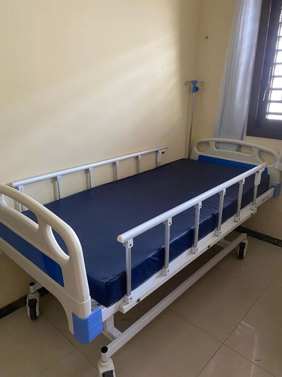 Cama hospitalar  - Foto 3