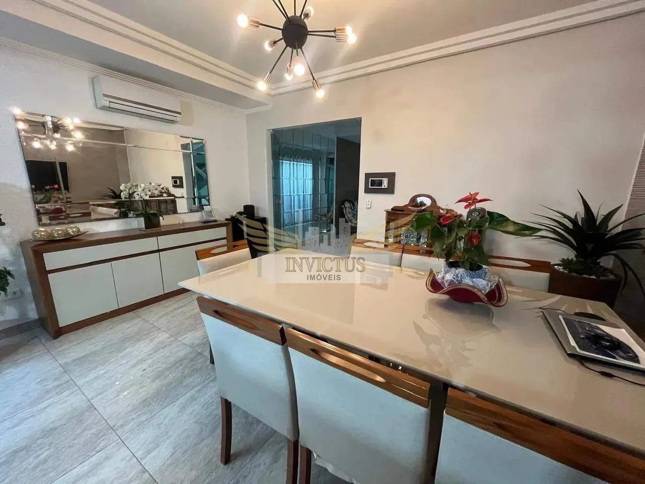 Sobrado com 5 Suítes para Comprar, 300m² - Bairro Jardim, Santo André/SP. - Foto 4