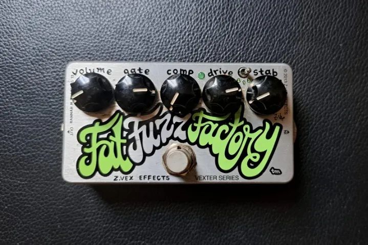 Pedal Zvex Fat Fuzz Factory Original Guitar Bass - Instrumentos