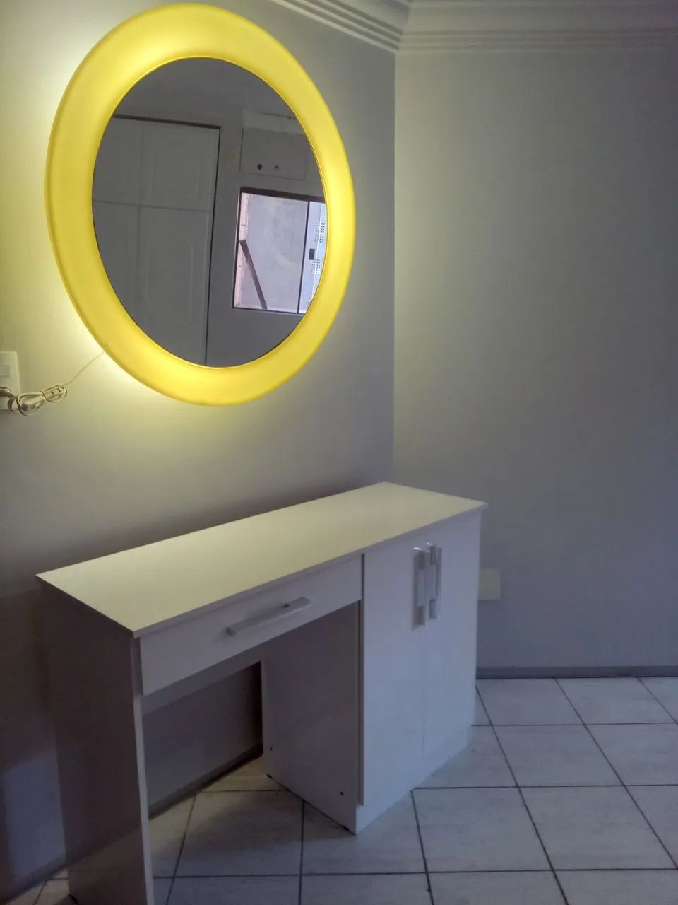 Espelho com iluminação própria  - Foto 2