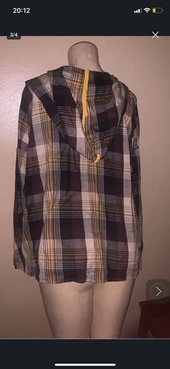 Blusa xadrez com capuz  - Foto 4