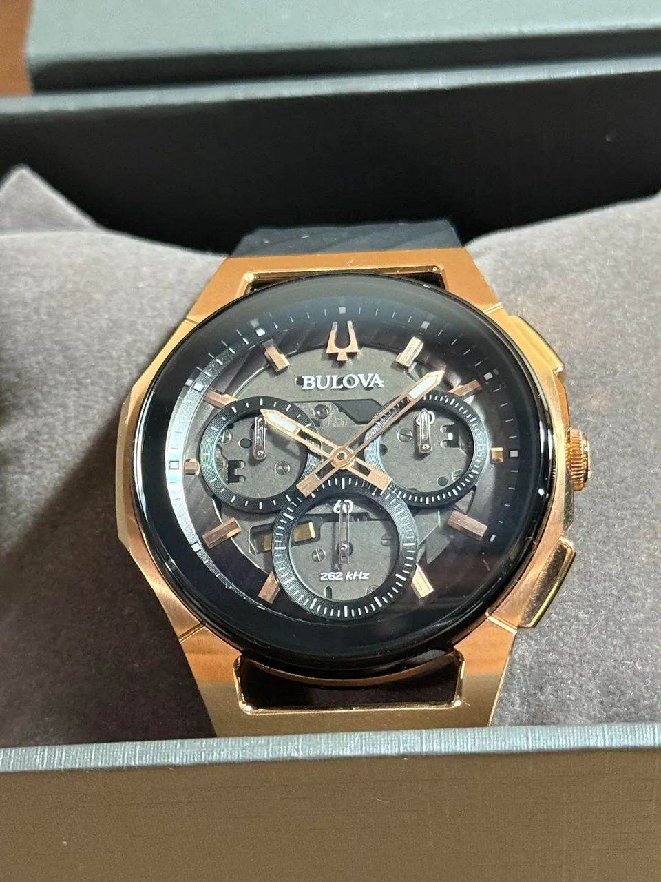 Relógio Bulova Curv - Foto 5