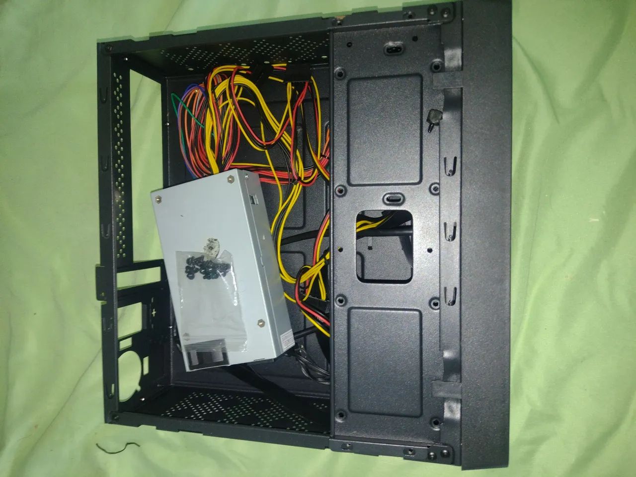 Gabinete compacto  - Foto 2