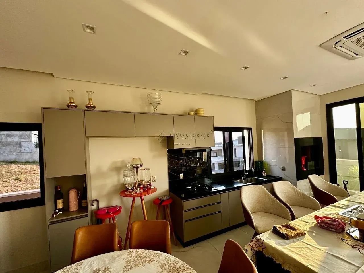 Sobrado, Condomínio Villa Jardim, 480m² com 5 quartos, Cuiabá/MT - Foto 5