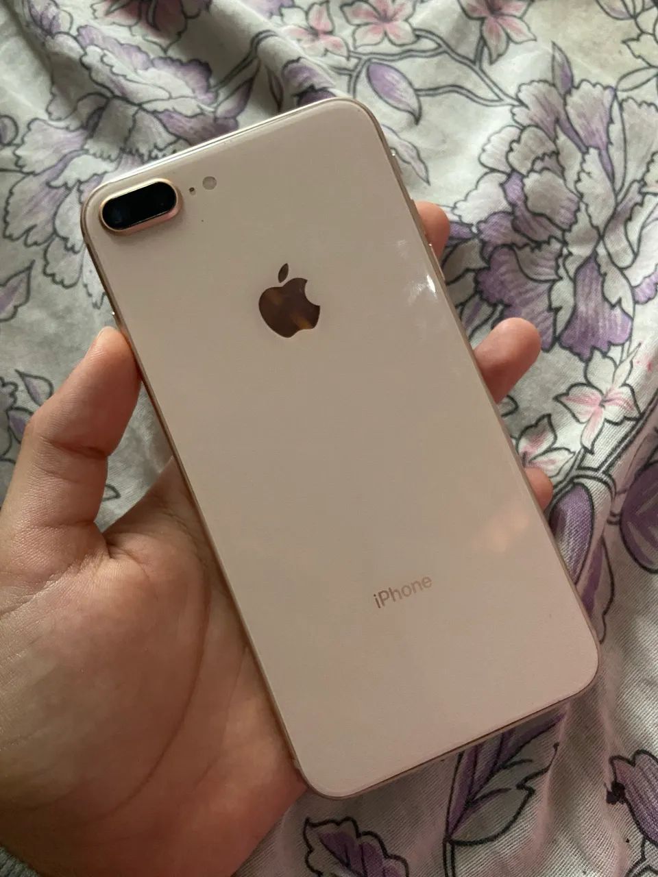 iPhone 8plus 64gb com defeito no Wi-Fi e no botão touch  