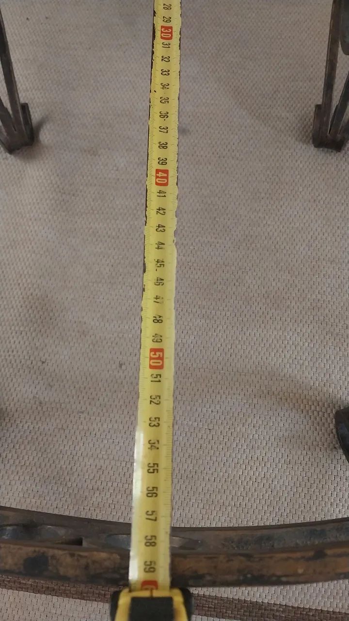 Mesa de metal reforçado e trabalhado  - Foto 4