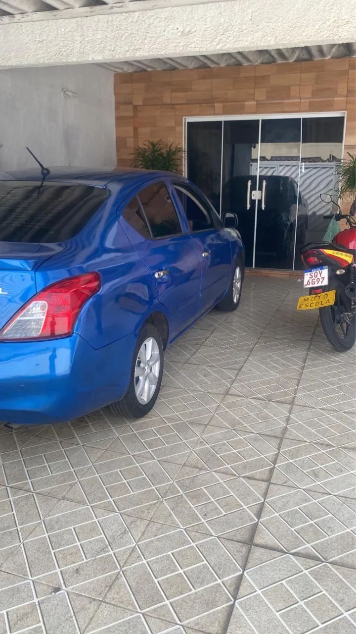 Nissan Versa VERSA SL 1.6 16V Flex Fuel 4p Mec. 2013