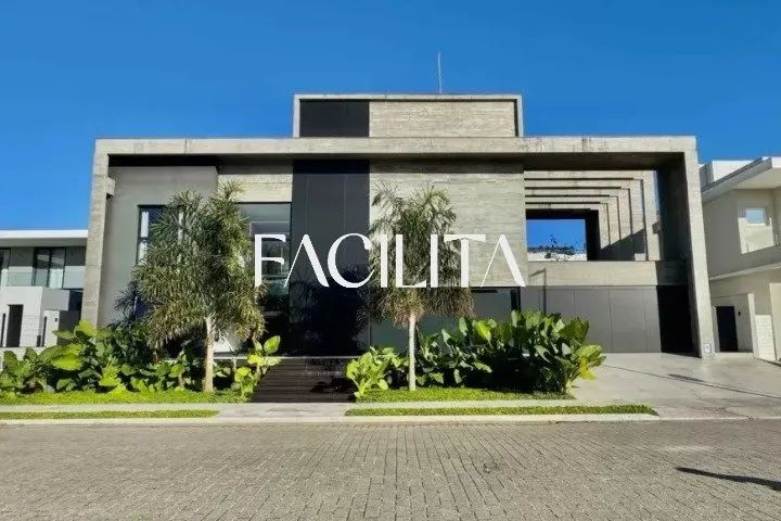 Casa com 5 suítes no bairro Jurerê Internacional, Florianópolis
