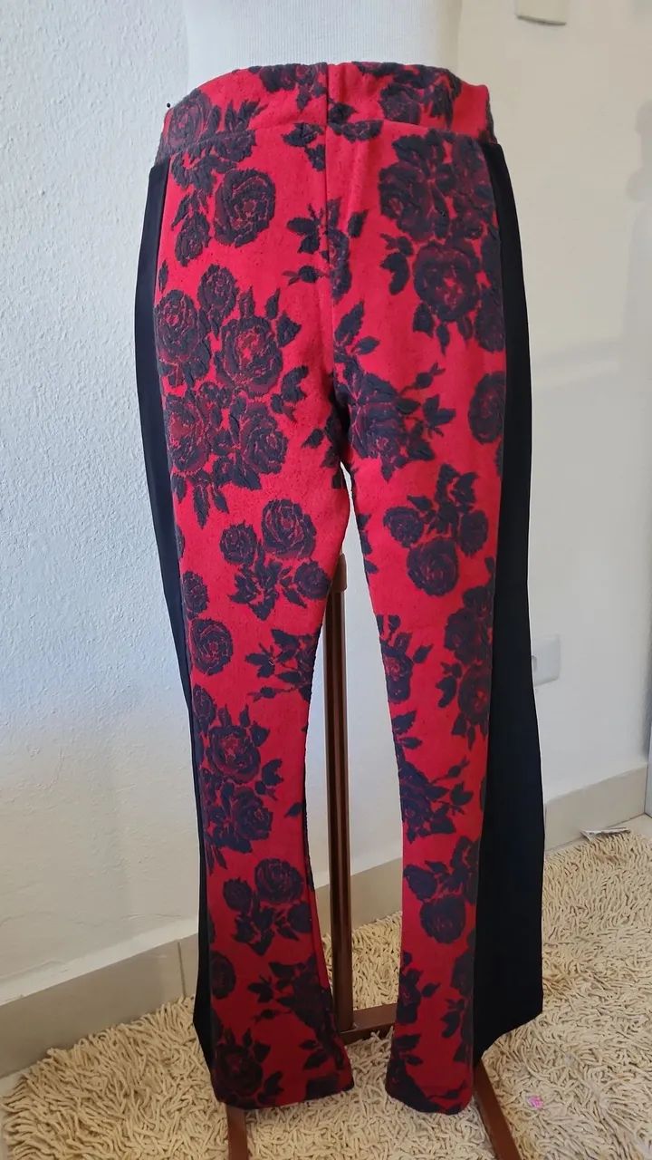 Calca Pantalona com elastano M