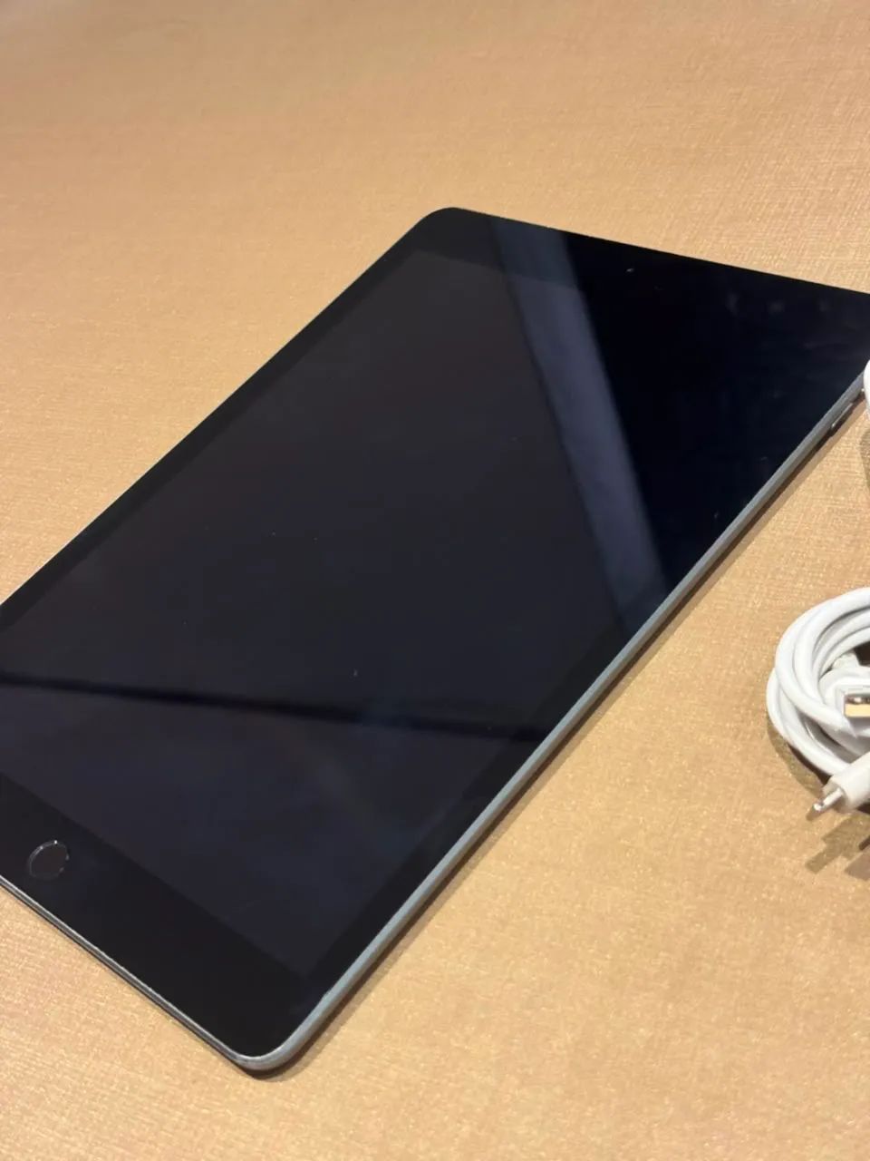 iPad 7th Generation 32GB Space Gray - Tablets e E-Readers - Cabral