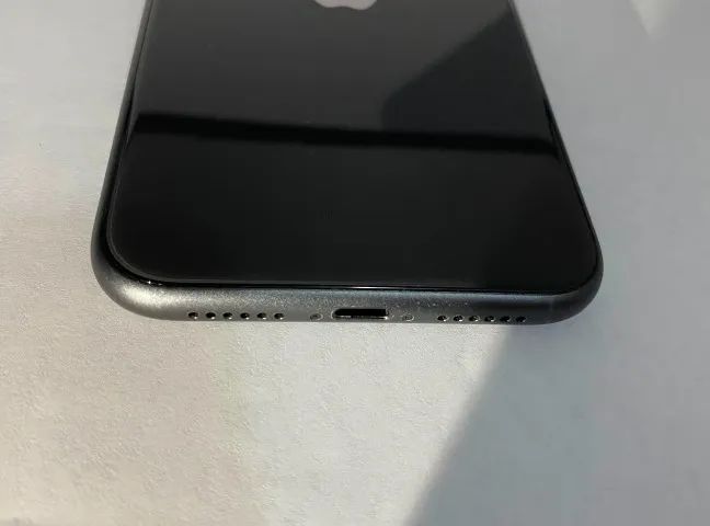 iPhone 11 - 128 GB - Negro - Foto 2