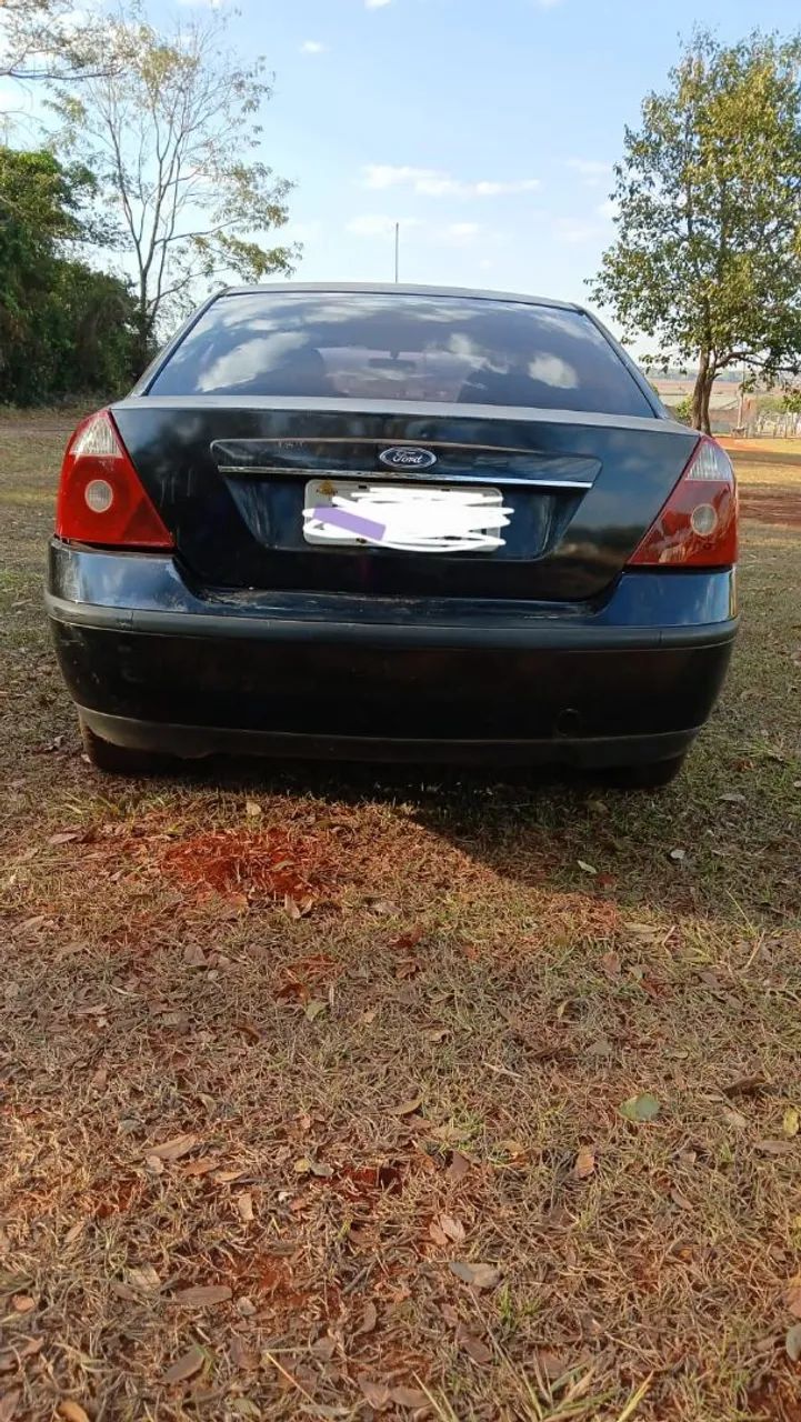 Ford Mondeo Mondeo Ghia 2.0 16V 143cv 4p Aut 2004