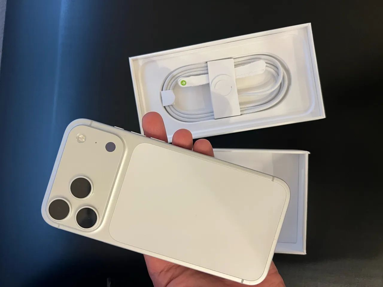 IPhone 17 Pro Max 256GB - Prateado  - Foto 3