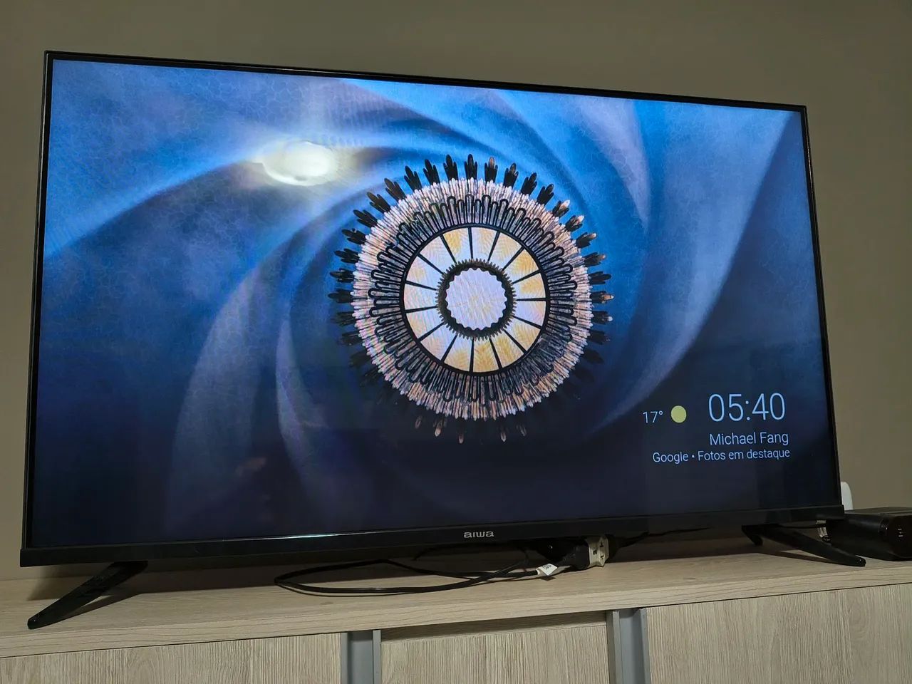 Smartv AIWA 43 novinha - Foto 2