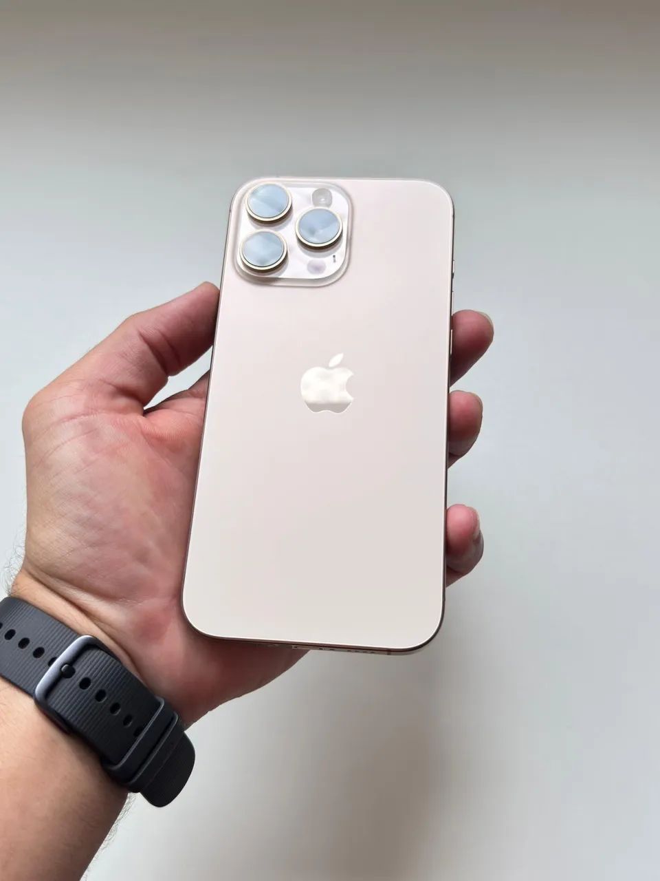 iPhone 16 Pro Max 256Gb - (Garantia pela loja) Todo original 