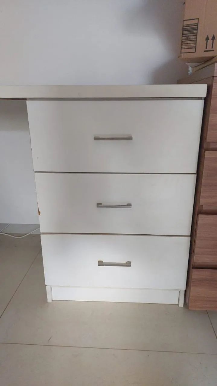 Escrivaninha de canto - Foto 3