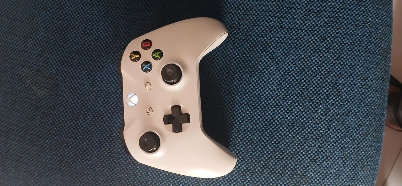 Xbox One 1Tb - Foto 4