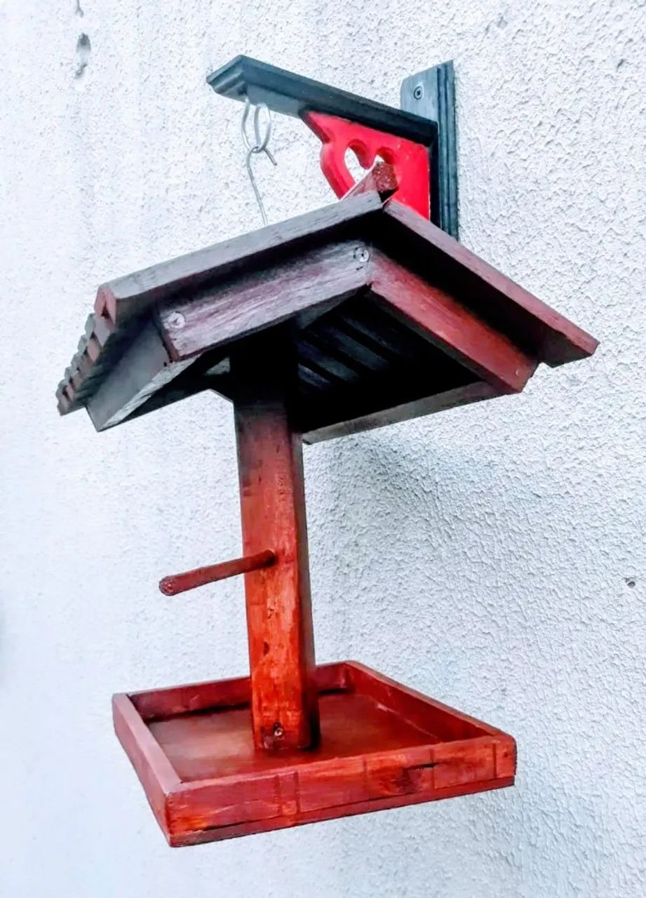 COMEDOURO PARA PÁSSAROS 