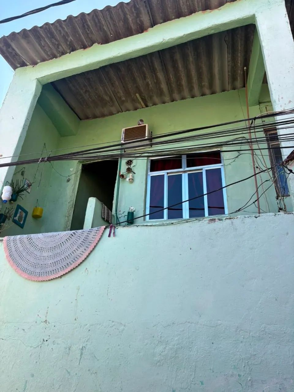 Vendo uma casa 
