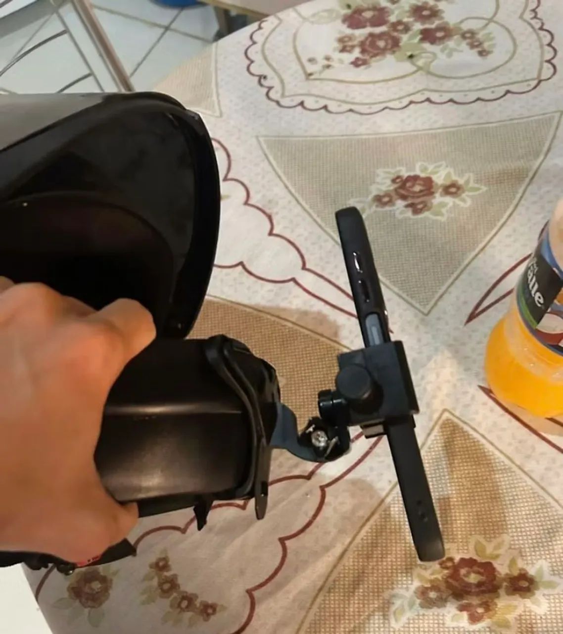 Suporte de Queixo para Capacete Moto - GoPro e Celular