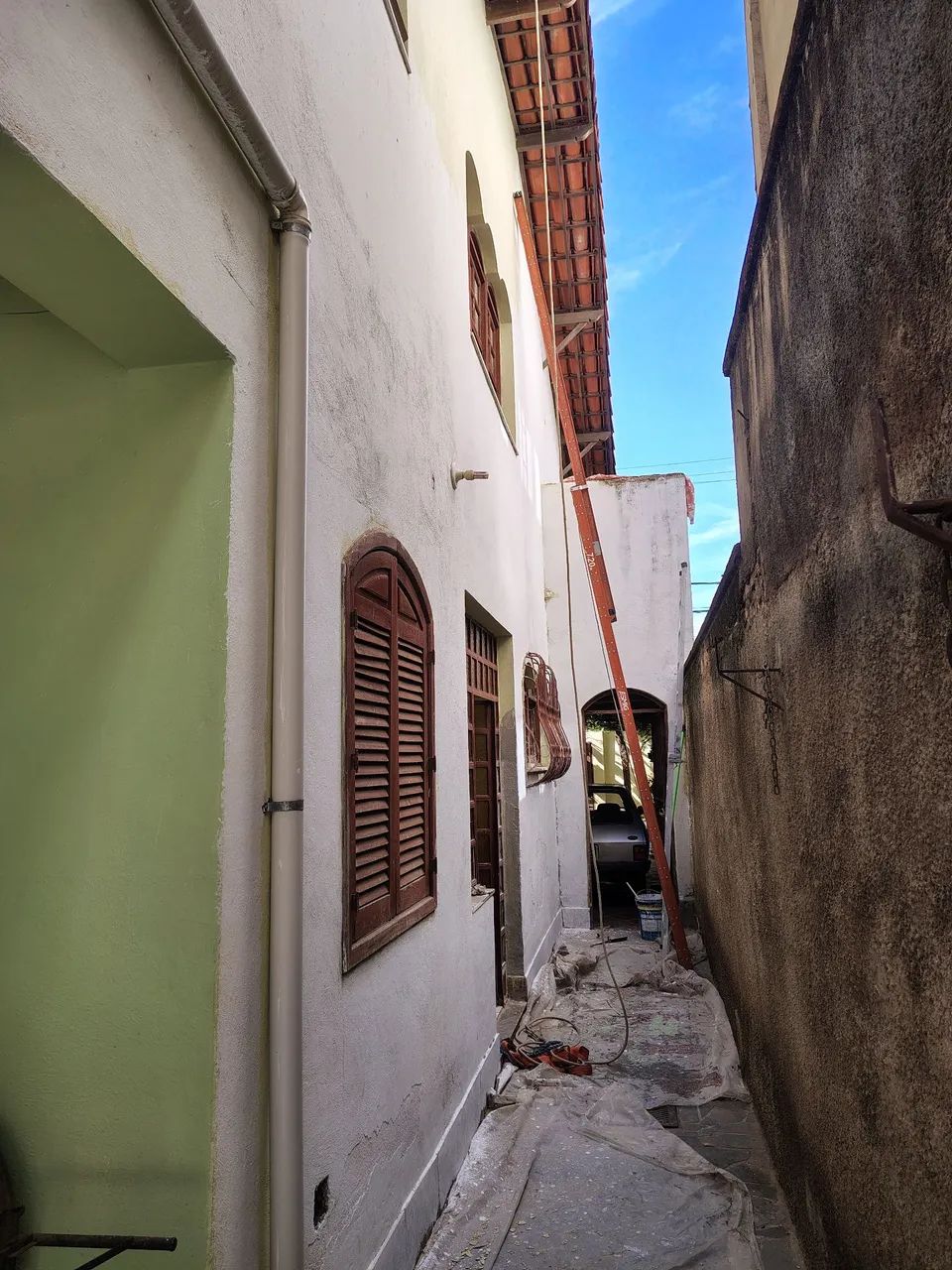 Serviço de pintura de paredes e madeira  - Foto 4