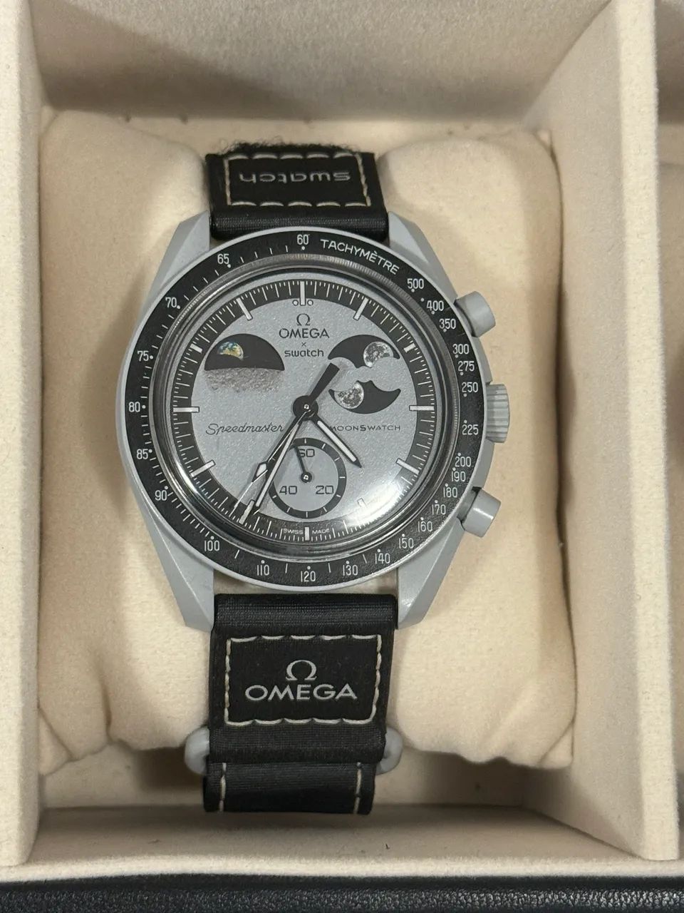 Omega X Swatch Earthphase, completo 