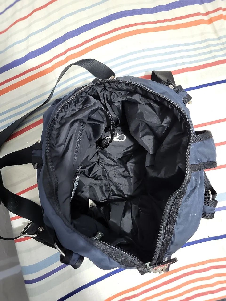 Bolsa Kipling azul escura usada - Foto 5