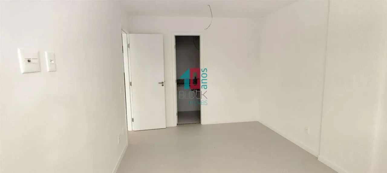 Recreio dos Bandeirantes | Apartamento 4 quartos, sendo 1 suite - Foto 8