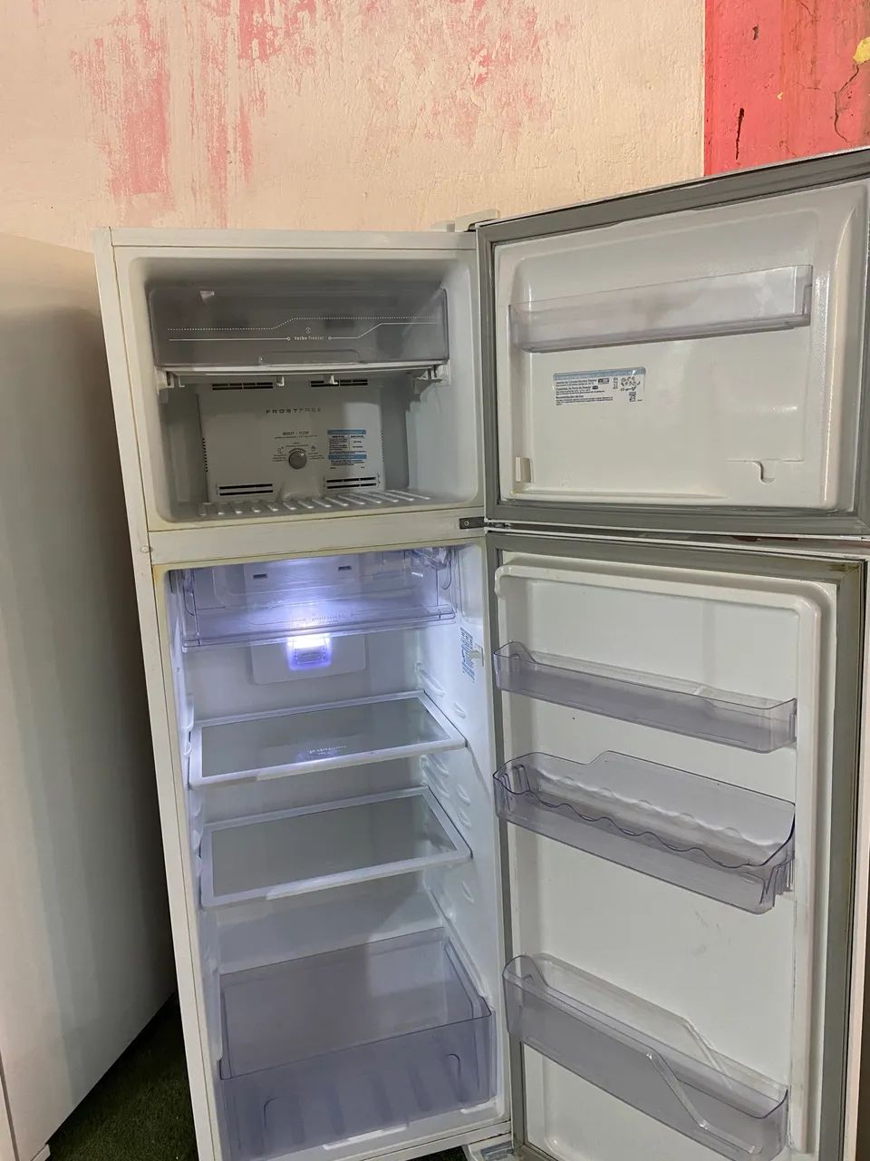 Geladeira Eletrolux  - Foto 4