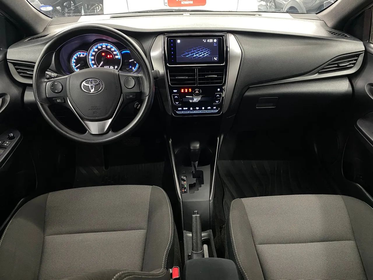 Toyota Yaris XL 1.5 Flex 16V 5p Aut., foto 9 de 14