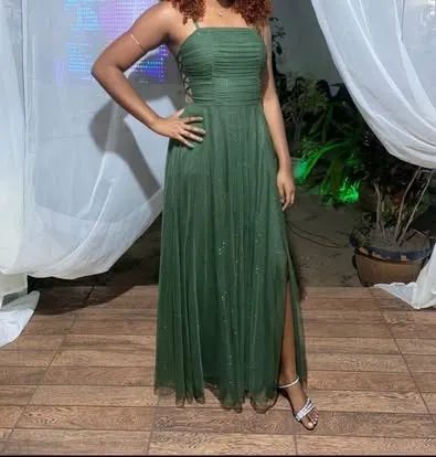 Vestido Verde Oliva Glamour Com Brilho - Foto 2