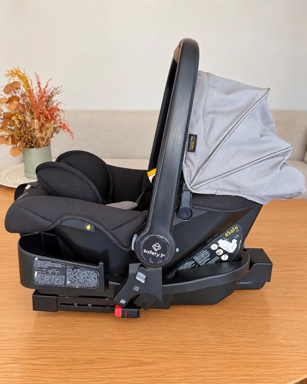 Bebê Conforto Safety 1st 4safe com base Isofix - Foto 2