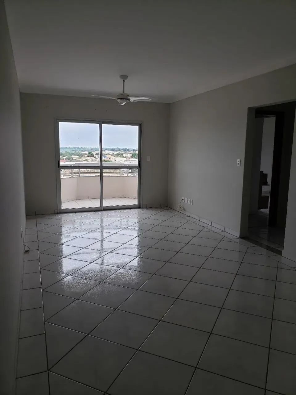 AMPLO APARTAMENTO A VENDA NO ED. PATERNON - Foto 2