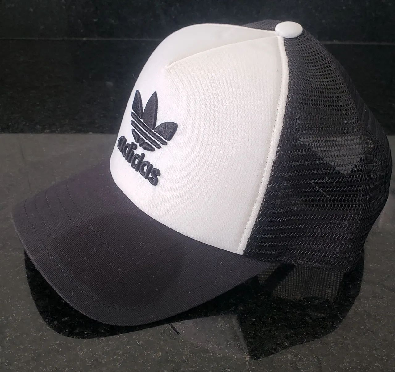 Boné da Marca Adidas - Foto 2