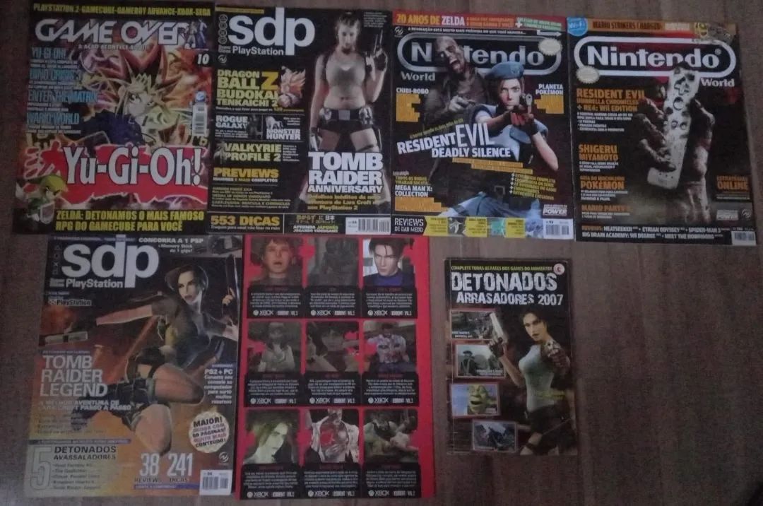 Revistas de Games e folha de cards