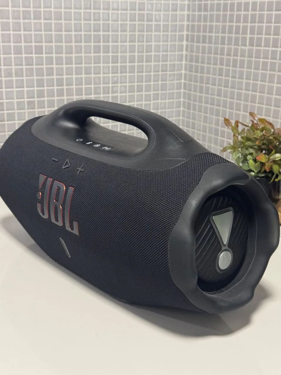 JBL 4