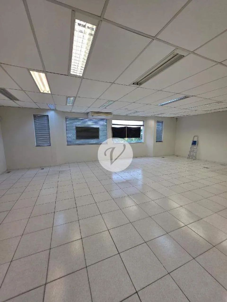 Sobreloja Comercial para Alugar em Santo André (Jd. do Estádio)  230 m² - Foto 3