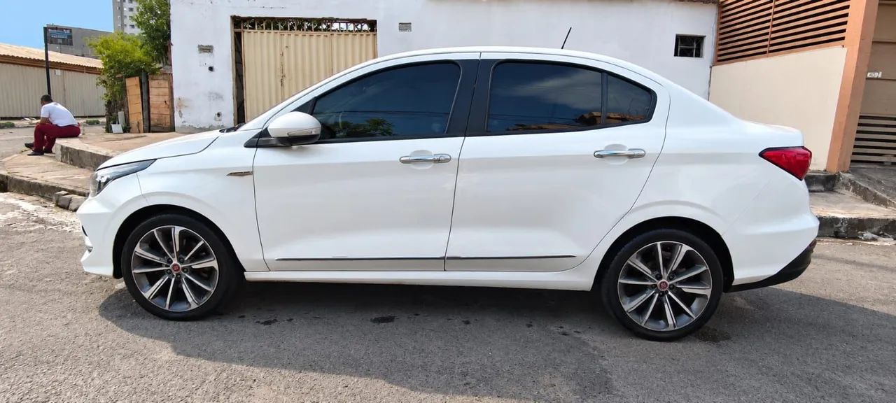 Fiat Cronos Precision 1.8 16V Flex Aut. 2019 - Foto 4