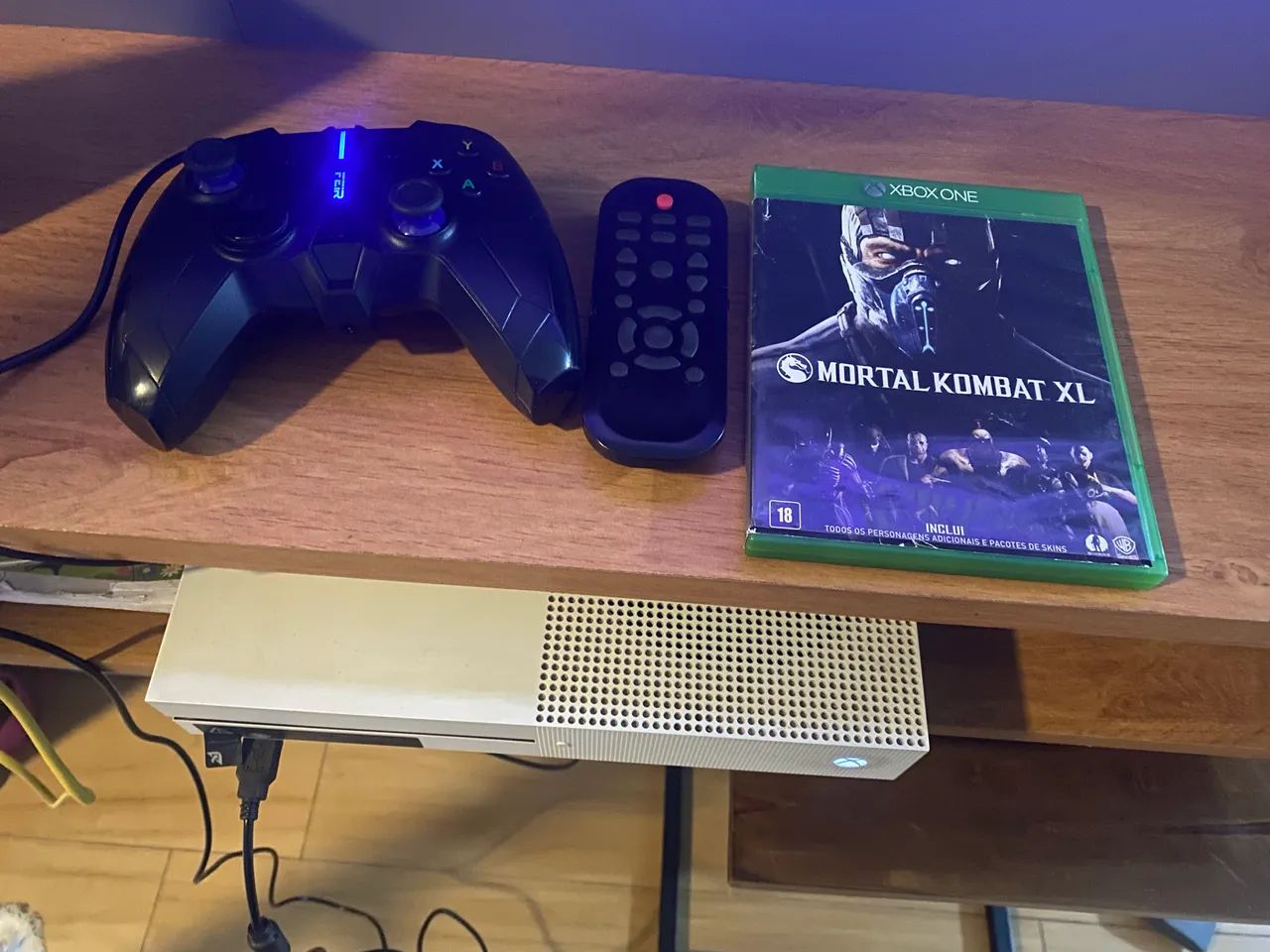 Xbox One S 1 TB - Foto 3