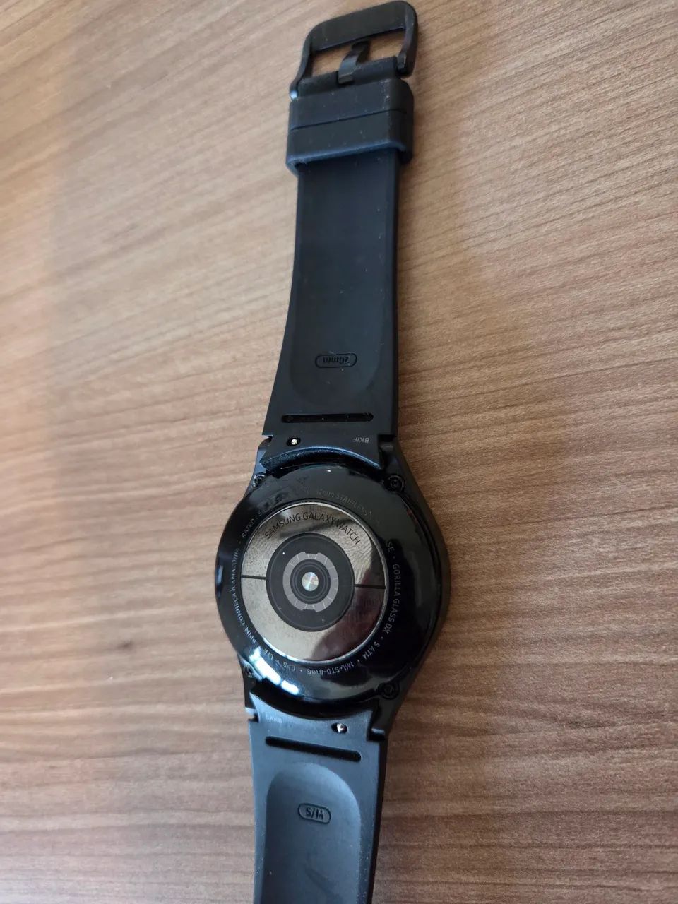 Samsung Galaxy Watch 4 Classic (Bluetooth) - Excelente Estado - Foto 2