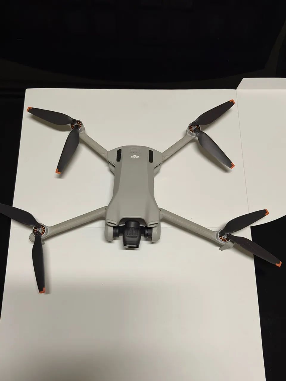 DJI Mini 3 Fly More Combo Plus + Controle com Tela  - Foto 3