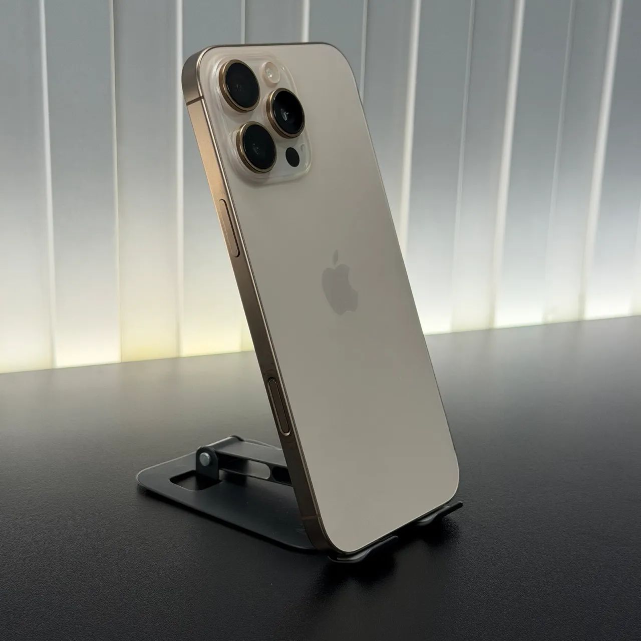 iPhone 16 pro Max 256gb Desert - Foto 4