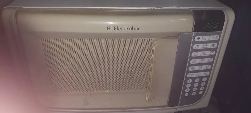 Vende-se  micro-ondas 31 litros  - Foto 4