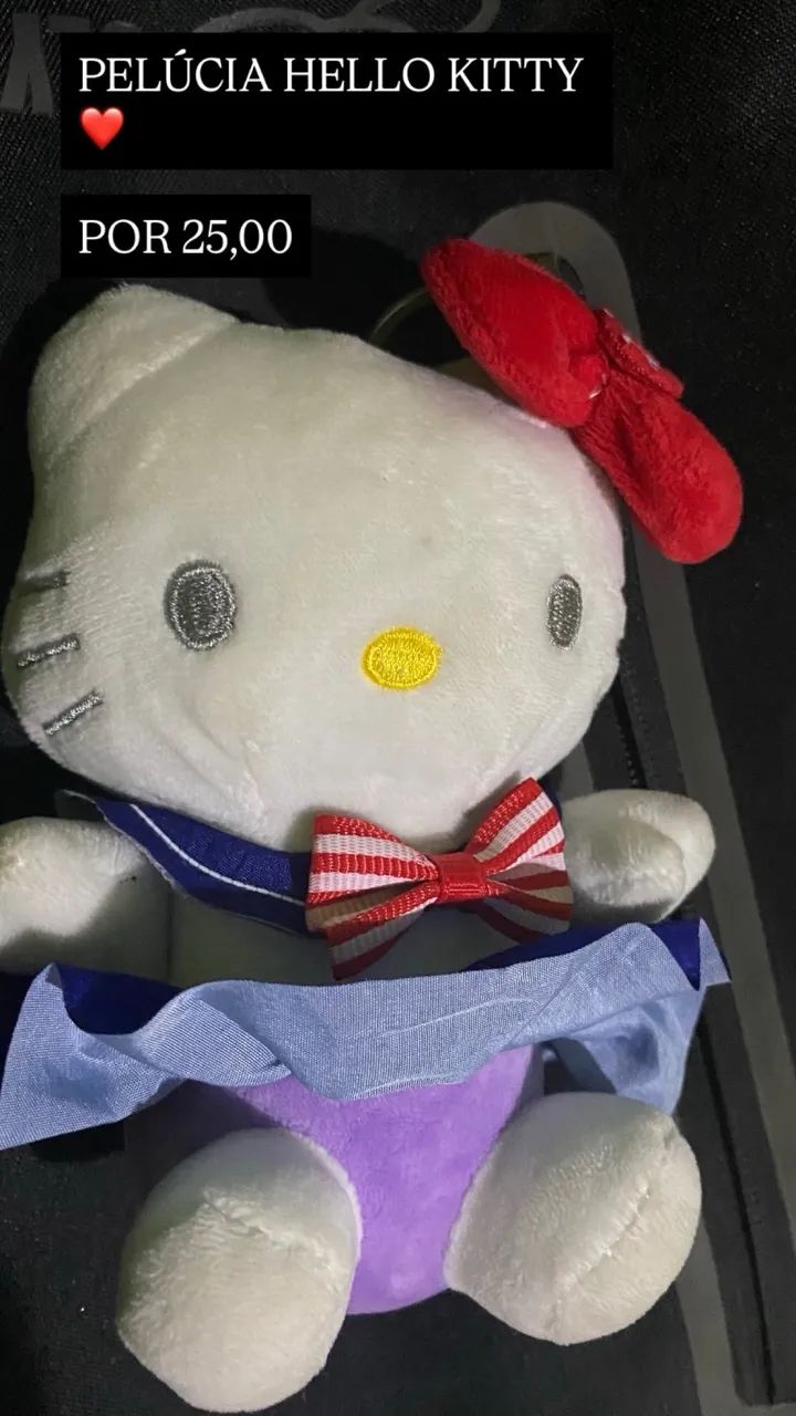 PELÚCIA HELLO KITTY 