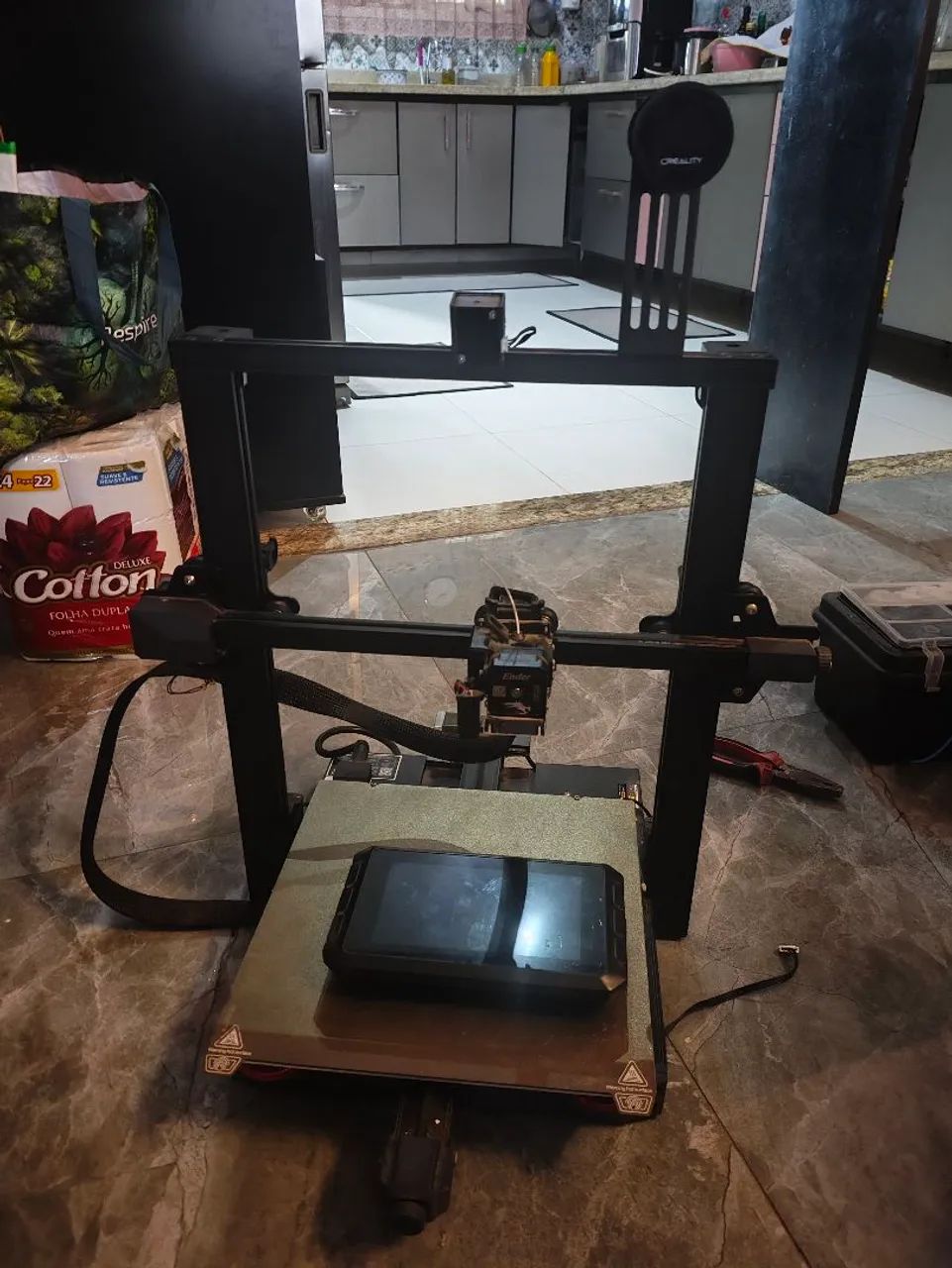 Impressora 3D Ender 3 S1 Plus + Acessórios e peças extras - Foto 3