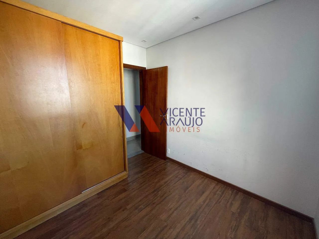 Apartamento Reformado com 3 Quartos e Suíte - Condomínio Vitale - Ingá - Foto 5