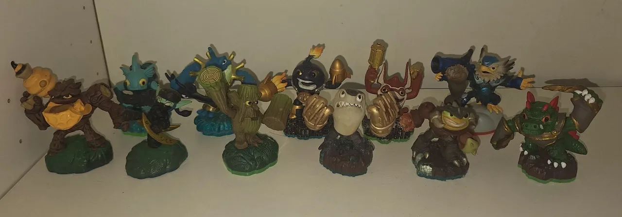 11 BONECOS SKYLANDERS para XBOX 360