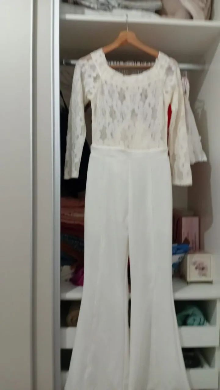 Macacão off-white branco marca Kronne 